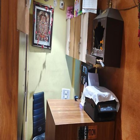Staymaker Tirupati Guest House Calcuta Exterior foto