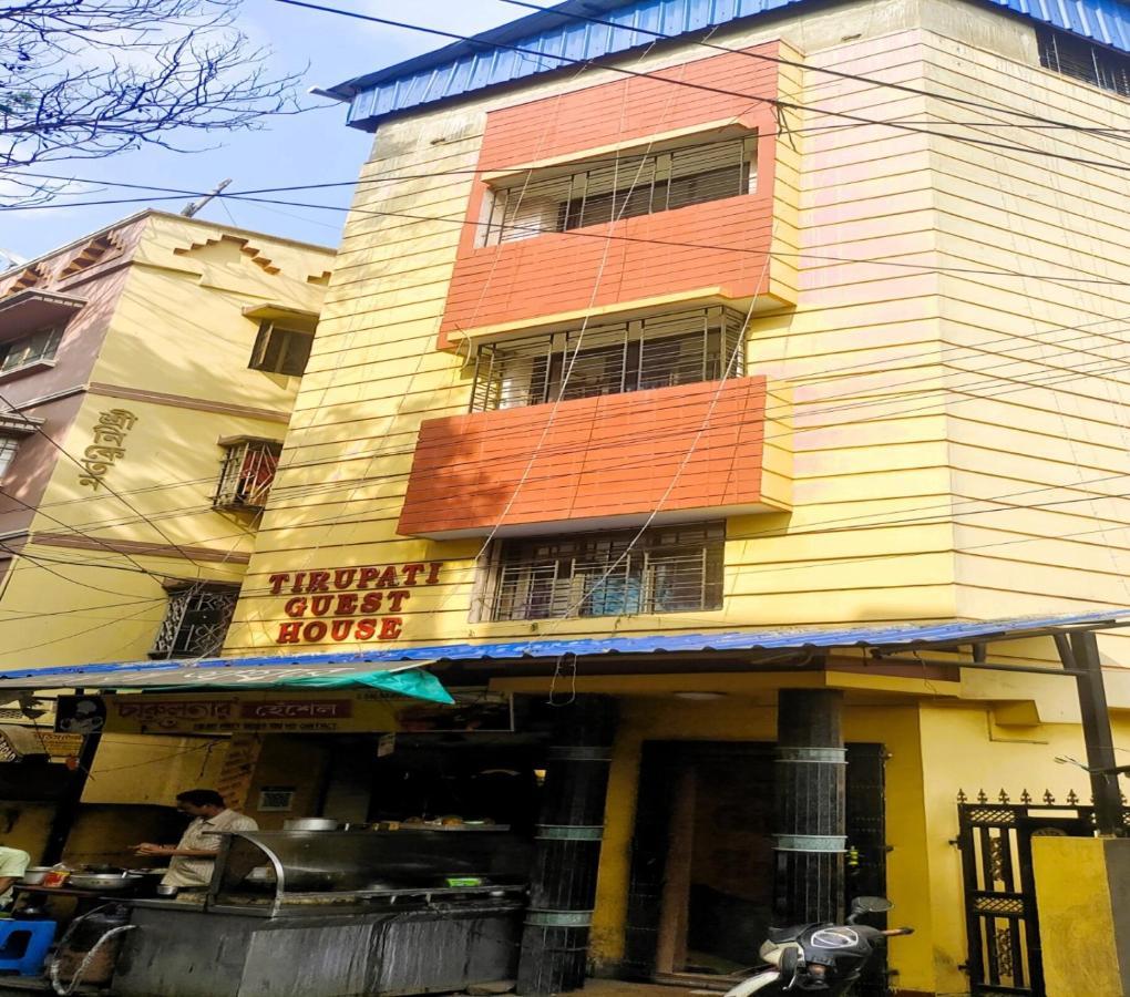Staymaker Tirupati Guest House Calcuta Exterior foto